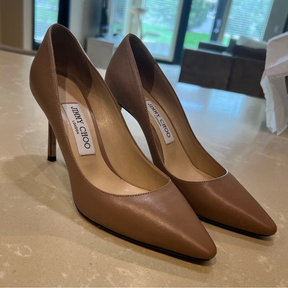 Jimmy Choo - Romy Pumps - Ballet Pink - size 37.5 (US 7)